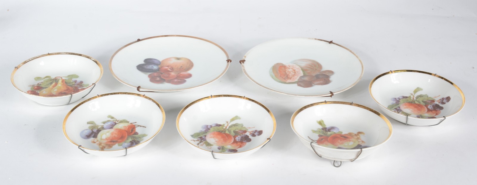 Conjunto para sobremesa de porcelana alemã, sendo: dois pratos... - foto 2 de 7