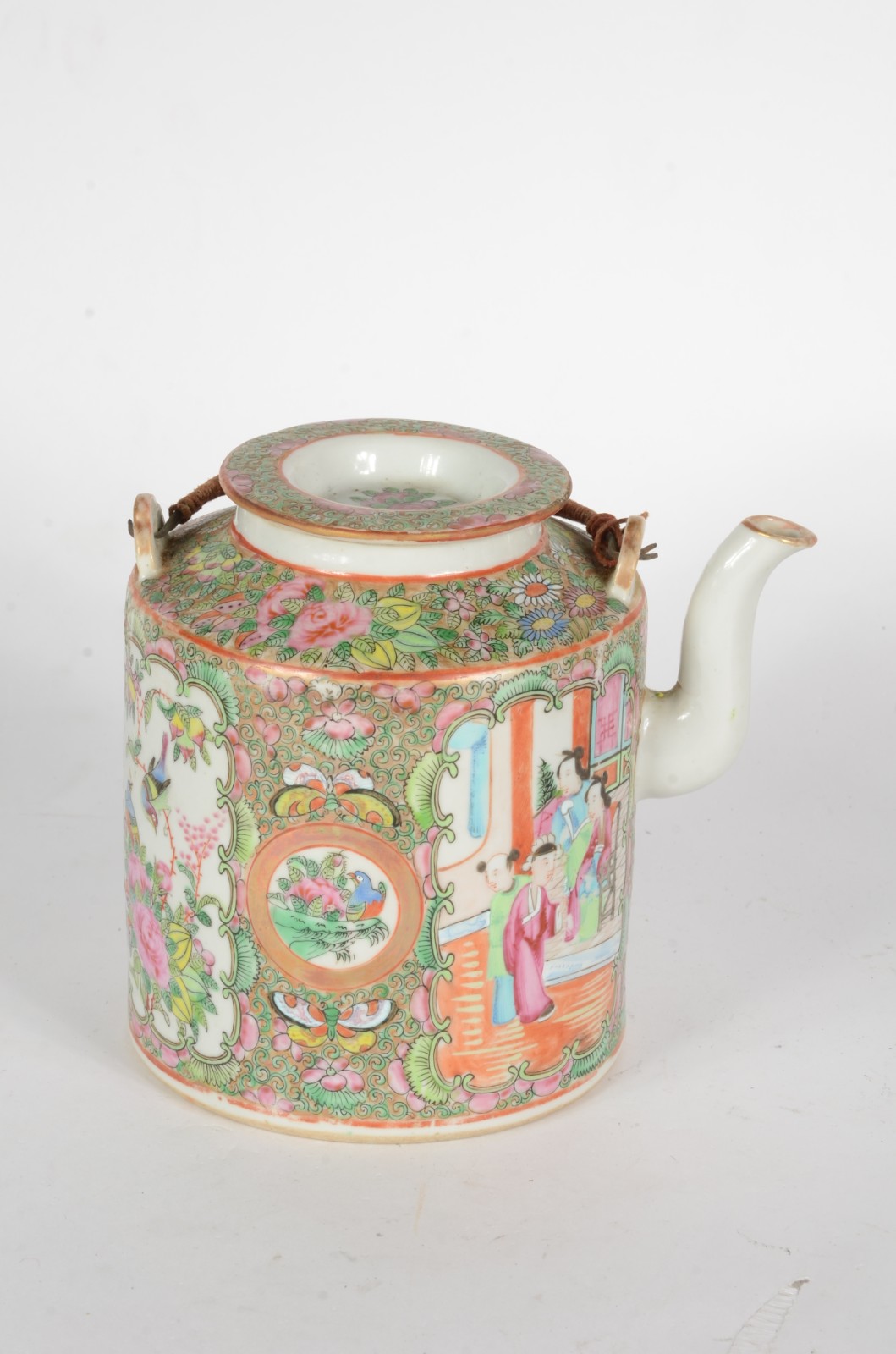 Conjunto com 8 bules de porcelana de diversas procedências e modelos. - foto 6 de 11