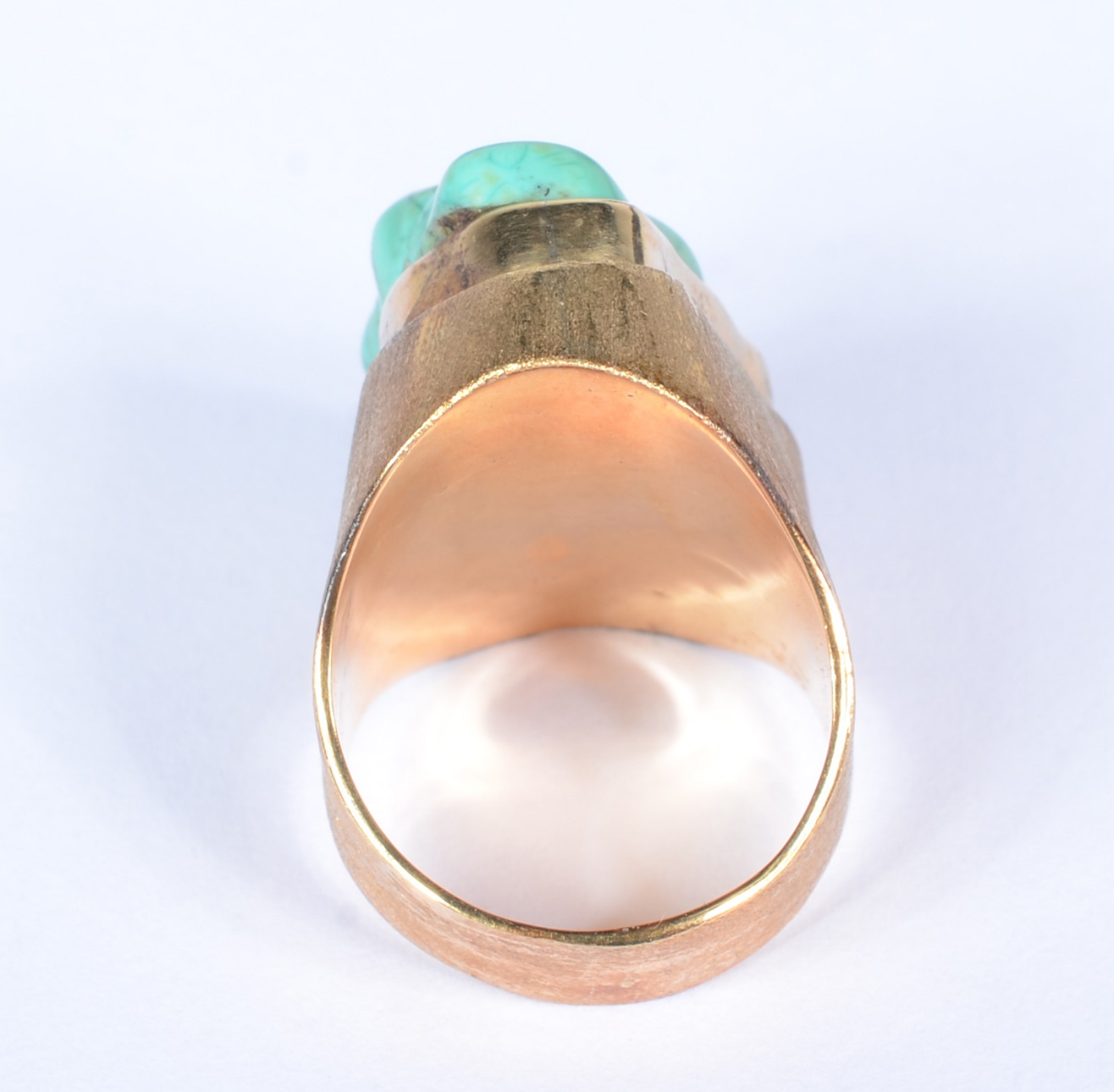 Anel de ouro 18 k., com pedra turquesa. Aro 18 k. (Por motivos de... - foto 5 de 5