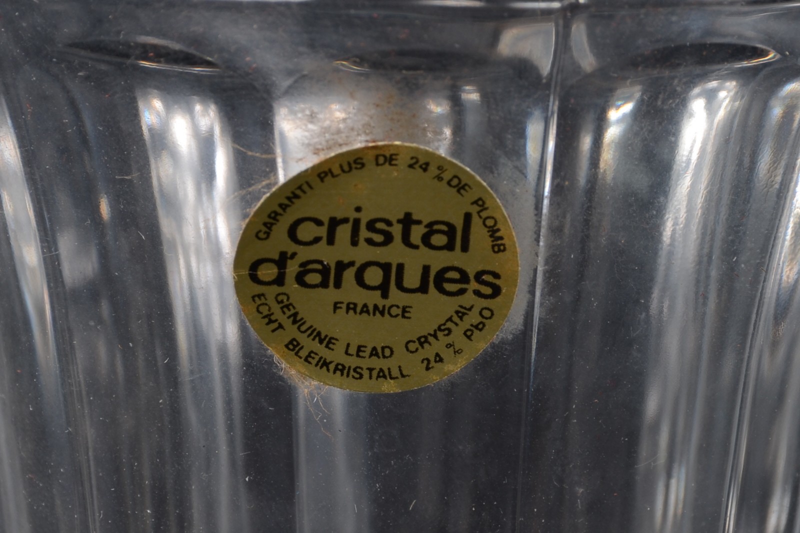 Cinco peças diversas de cristal lapidado, sendo: fruteira, duas... - foto 5 de 9