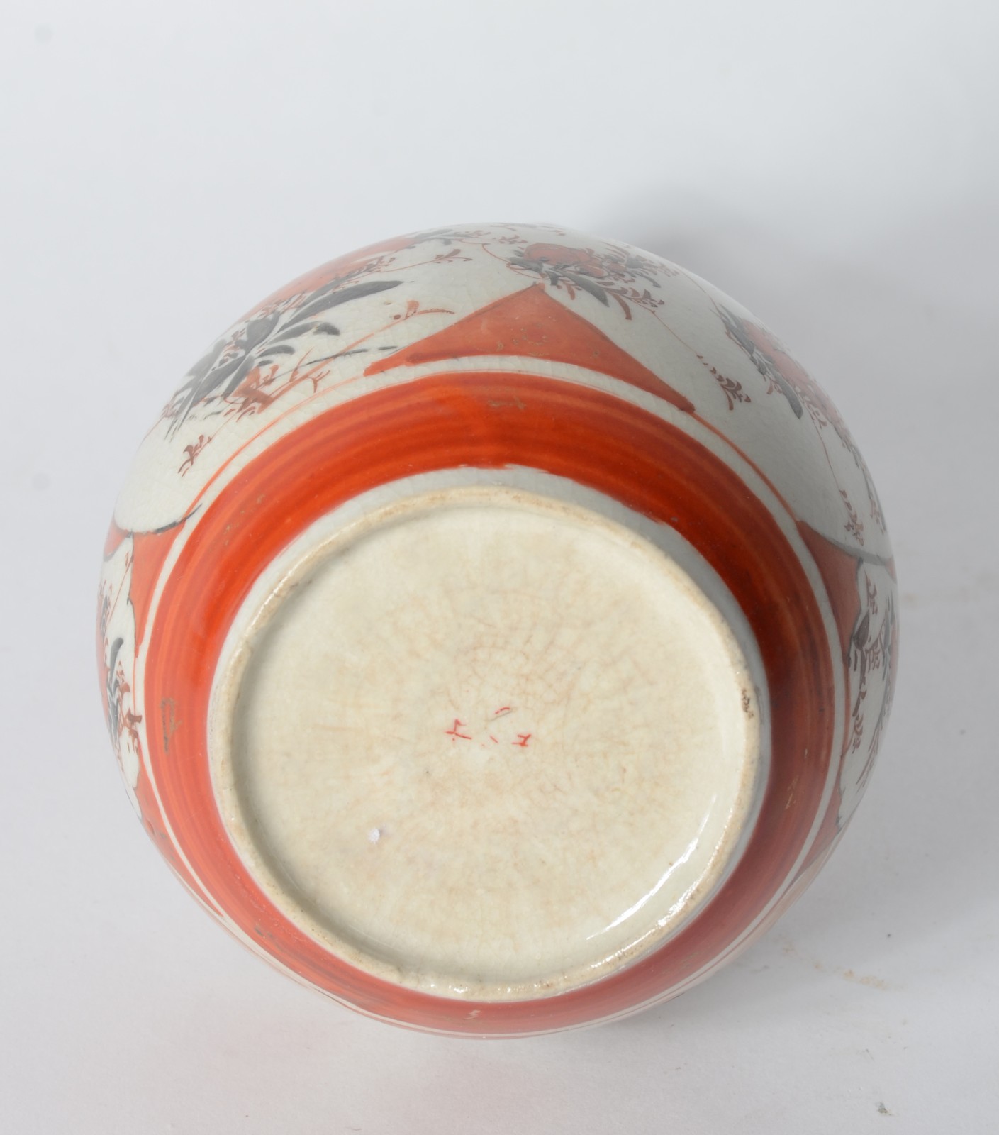 Vaso solifleur de porcelana oriental decorada com figuras e frutos em... - foto 4 de 4