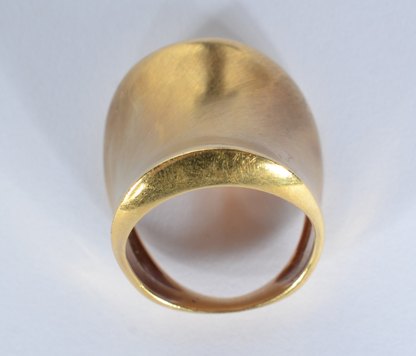 Anel de ouro 18 k., contraste 750 mls. Aro 17. (Por motivos de... - foto 3 de 6