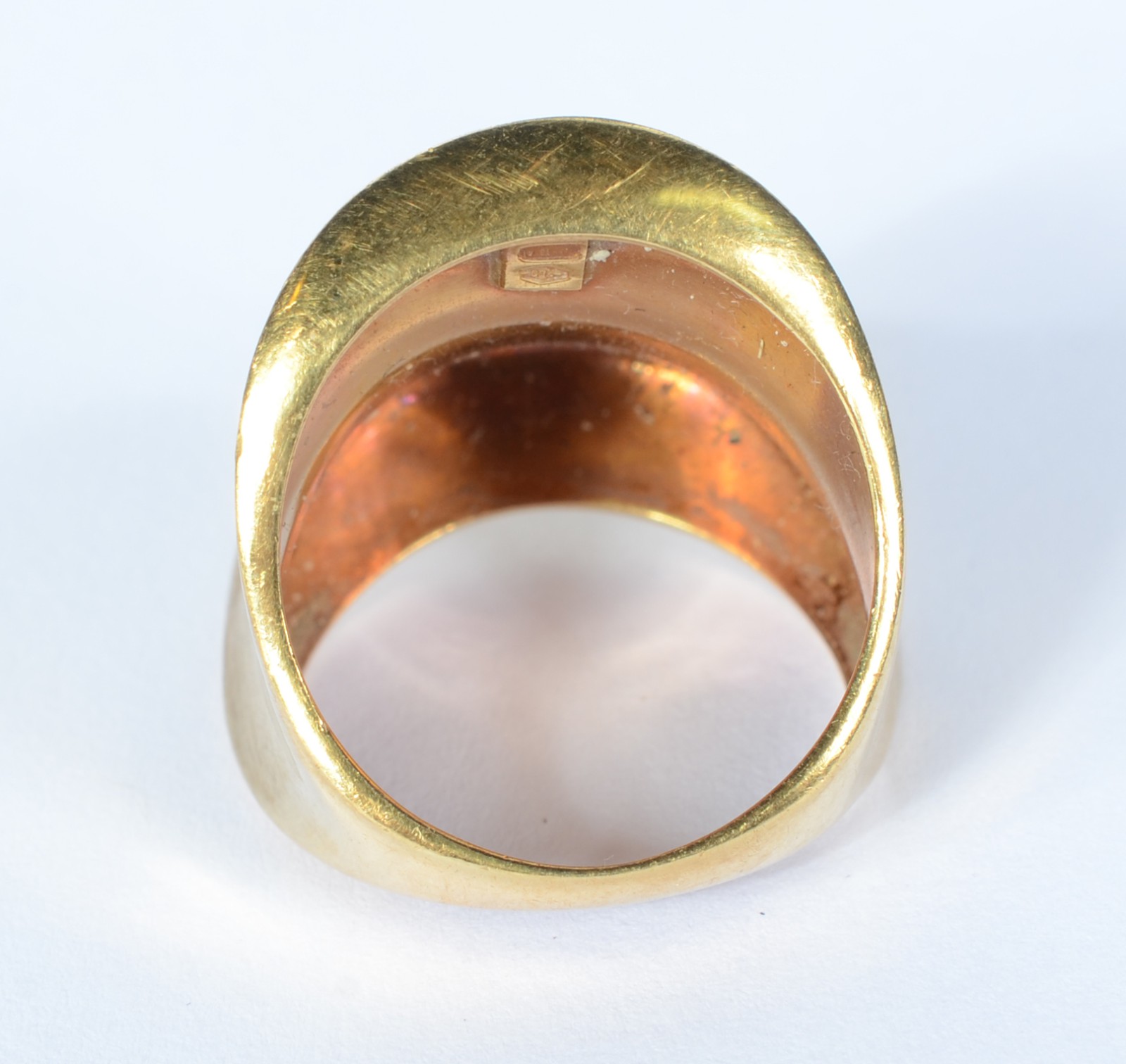 Anel de ouro 18 k., contraste 750 mls. Aro 17. (Por motivos de... - foto 4 de 6