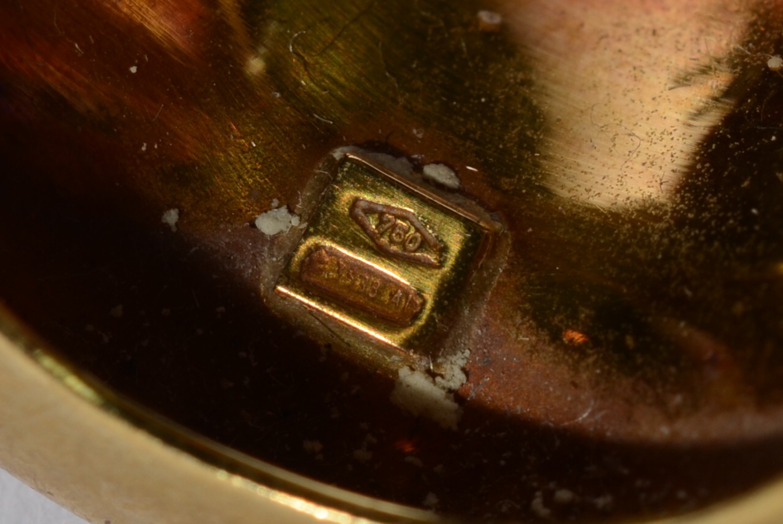 Anel de ouro 18 k., contraste 750 mls. Aro 17. (Por motivos de... - foto 6 de 6