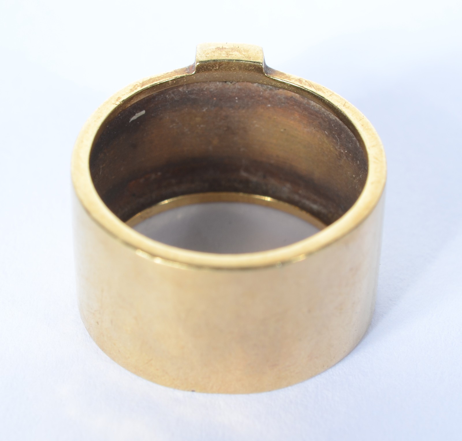 Anel de ouro 18 k., com pequeno brilhante. Aro 17. (Por motivos de... - foto 4 de 6