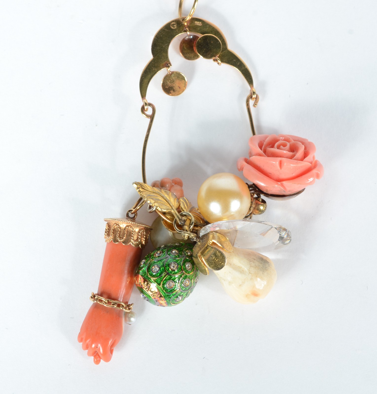 Colar de pedra coral com pendentes, detalhes em outro 18 k. Apenas o... - foto 1 de 5