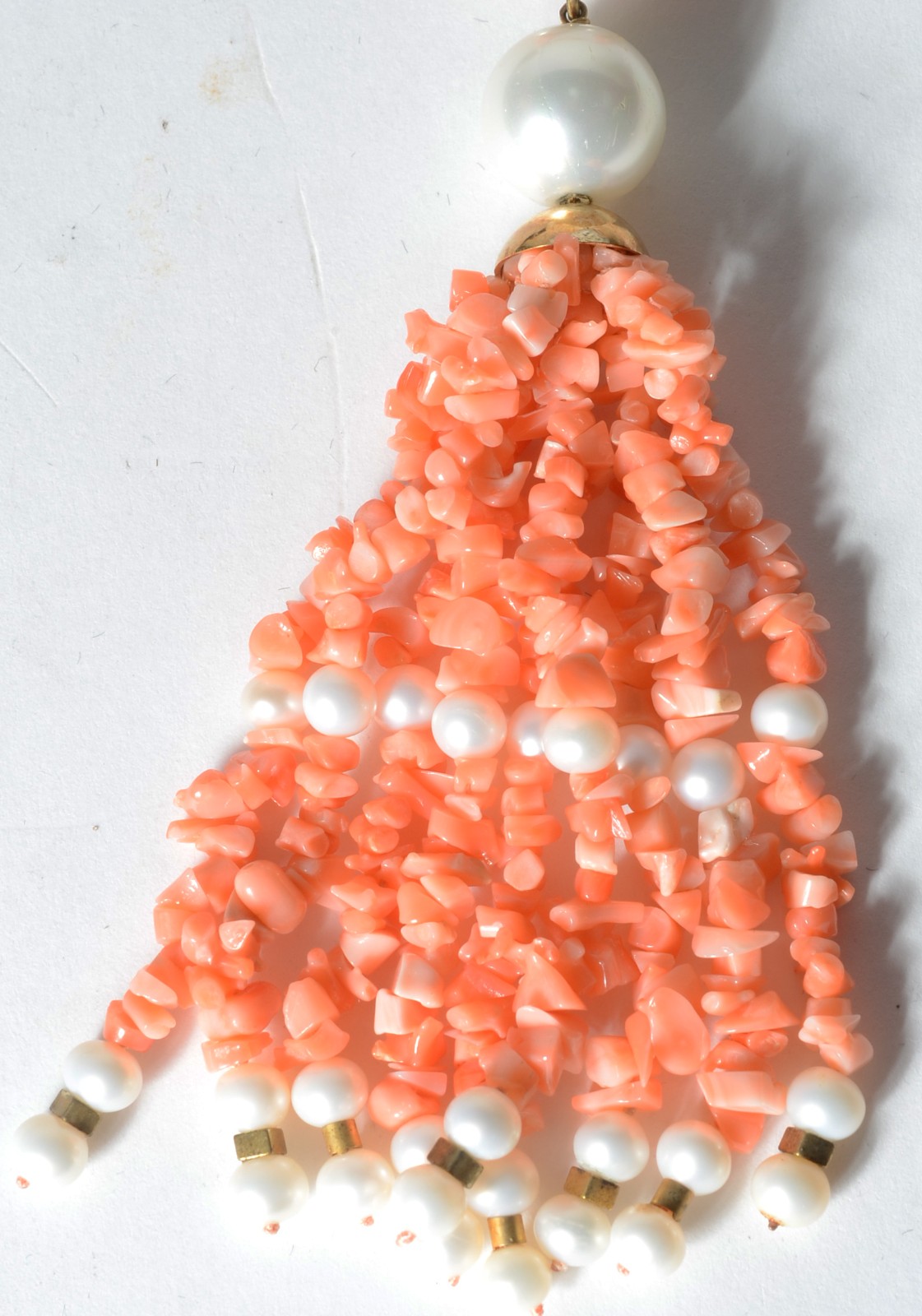 Conjunto de colar e pulseira de coral "peau d'ange" e metal. - foto 2 de 3