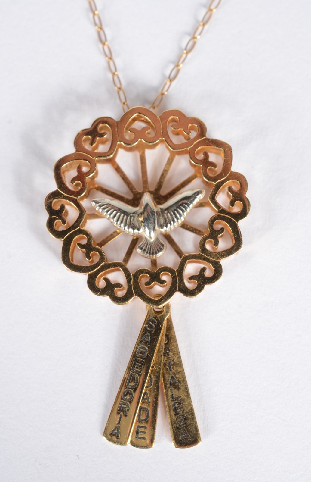 Colar com pendente feitio mandala com pomba da paz de ouro 18 k... - foto 1 de 6