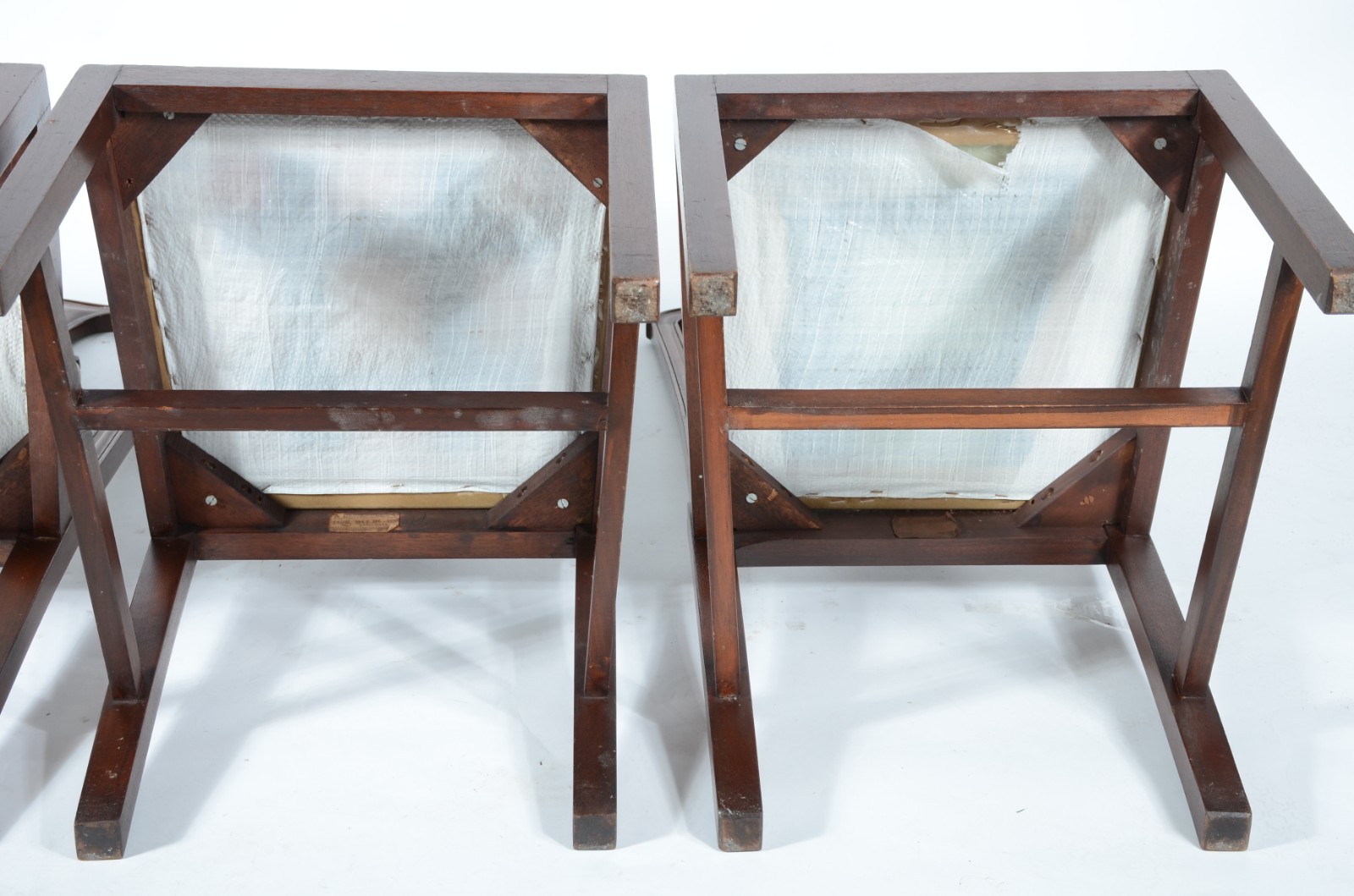 Conjunto com 4 cadeiras para sala de jantar de madeira nobre, estilo... - foto 4 de 6