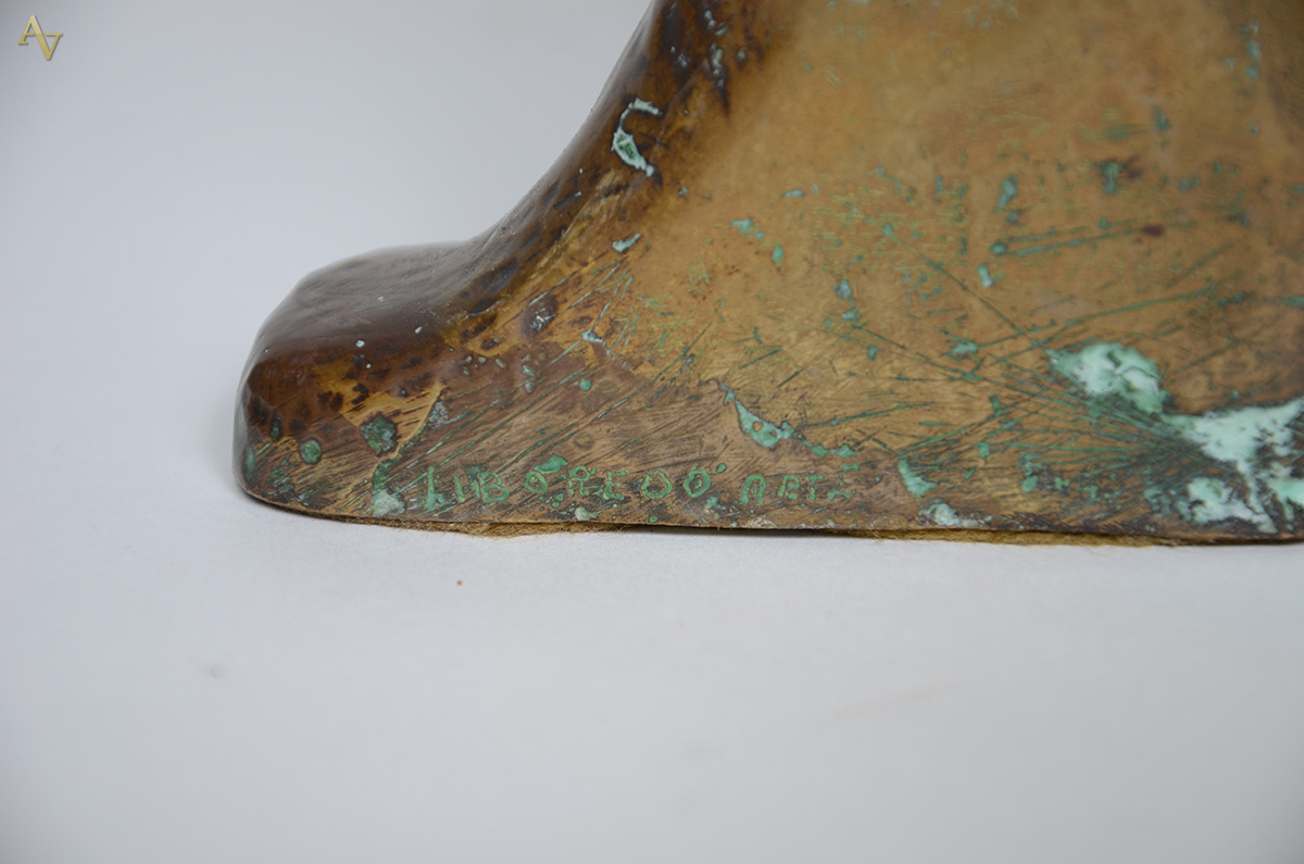 LIBOREDO - Escultura de bronze. Altura 39 cm. - foto 3 de 3