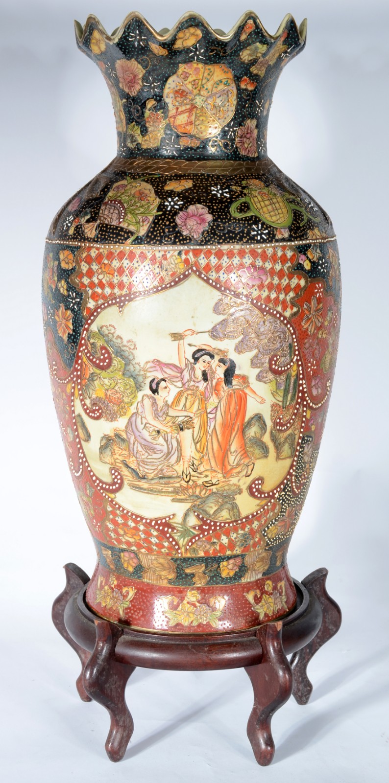 Grande vaso de porcelana chinesa ao gosto Satzuma, decorado com... - foto 2 de 6