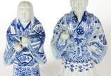 Duas figuras de porcelana oriental azul e branca. - Duas figuras de porcelana oriental azul e branca.