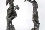 Duas luminárias de petit bronze representando f... - Duas luminárias de petit bronze representando figuras femininas. Faltando as mangas e desgastes no metal.