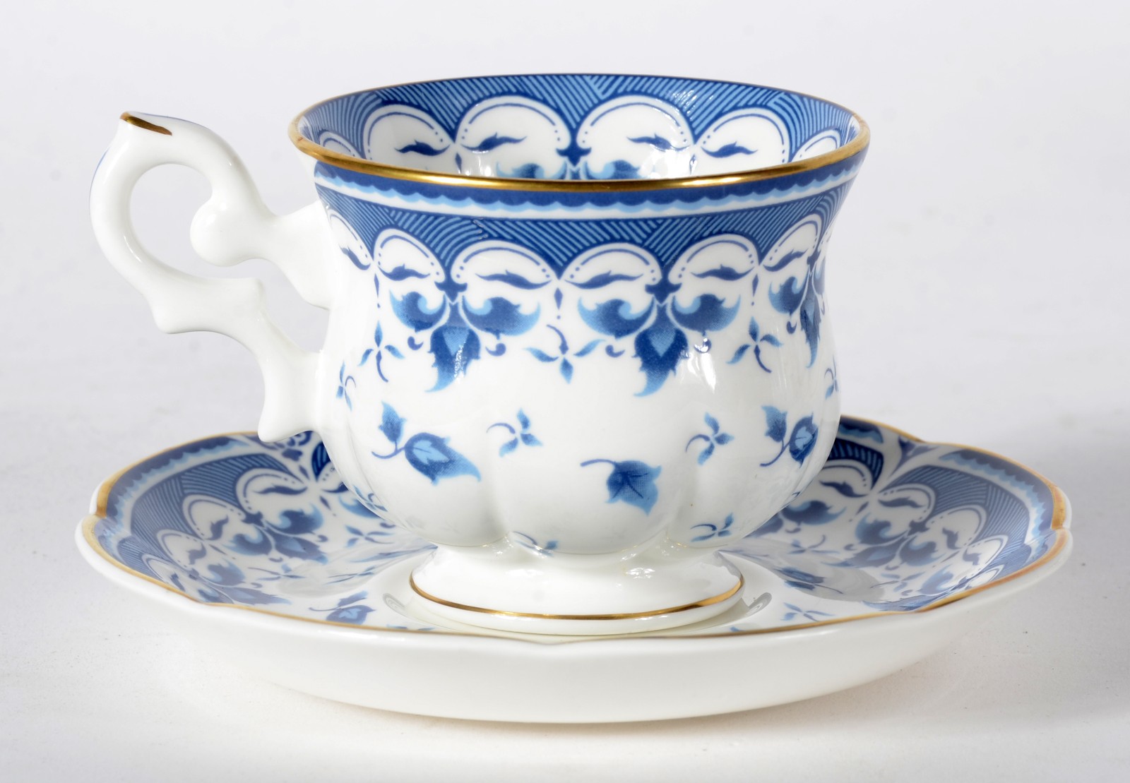 Conjunto com 6 xícaras para café com pires de porcelana Bone Chine... - foto 3 de 4