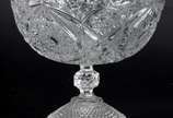 Três fruteiras diversas de cristal/vidro lapida... - Três fruteiras diversas de cristal/vidro lapidado, uma delas com o pé de metal.