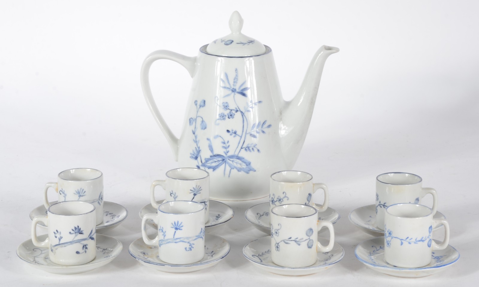 Serviço de café de porcelana Mauá pintada à mão, composto de: 8... - foto 1 de 6