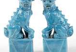 Par de cães de fó de porcelana azul turquesa. - Par de cães de fó de porcelana azul turquesa.