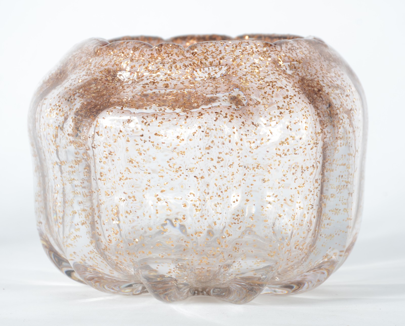 Bowl de vidro decorativo com pó de ouro. - foto 1 de 4