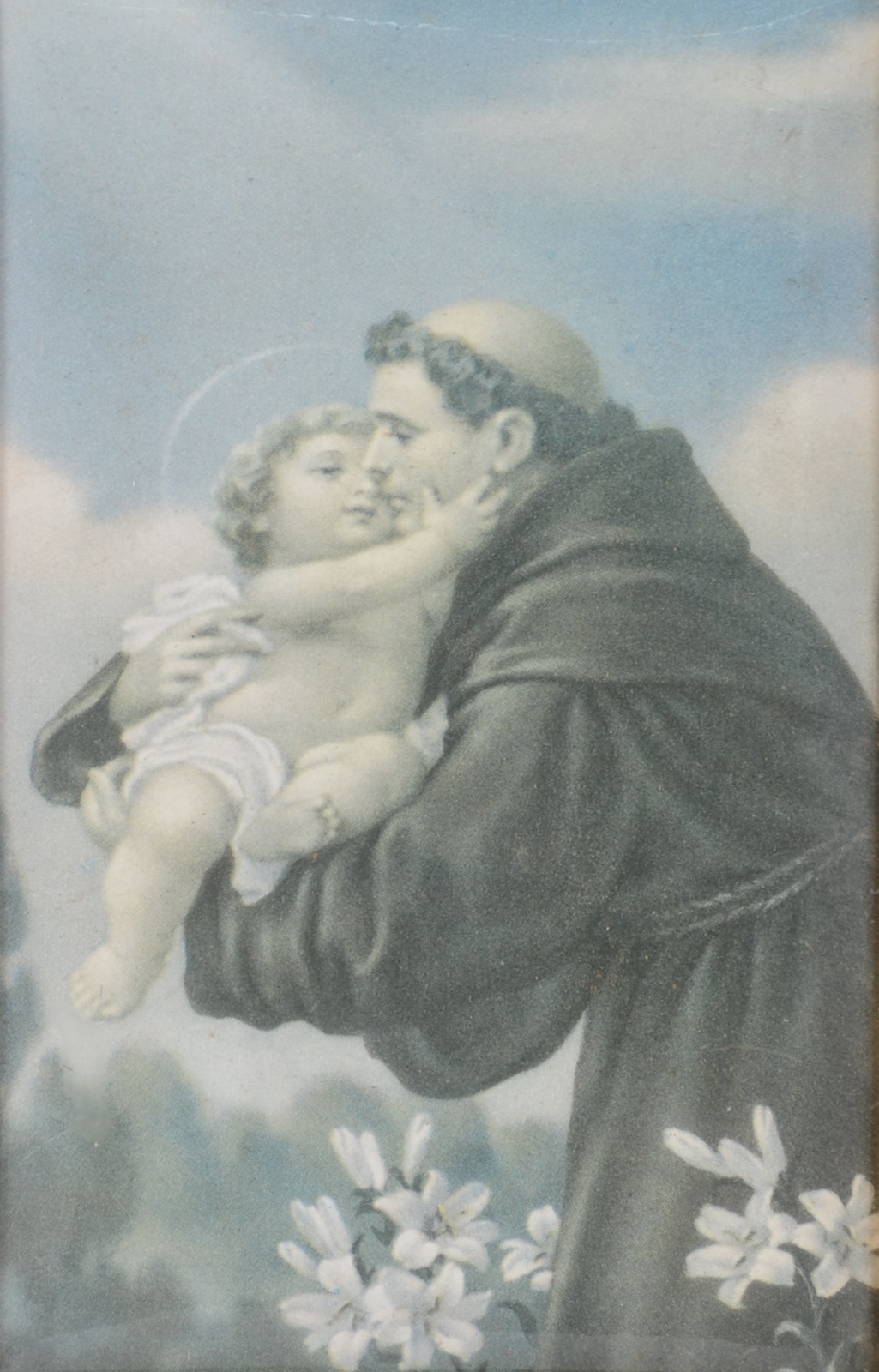 Pequena placa de porcelana com imagem de Santo Antônio, moldura... - foto 2 de 3