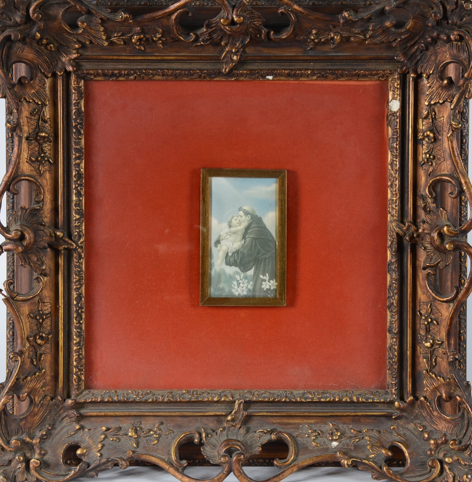 Pequena placa de porcelana com imagem de Santo Antônio, moldura... - foto 1 de 3