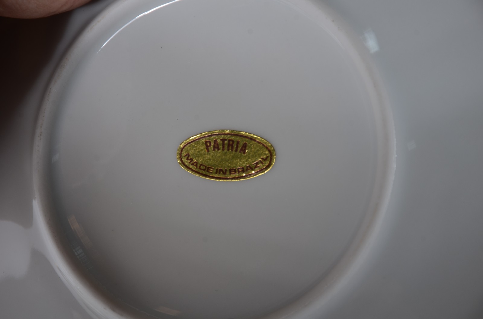 Serviço de chá de porcelana "Patria" na cor bege borda decoradas com... - foto 7 de 7