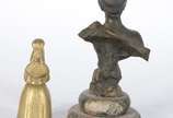EMMANUEL VILLANIS (1858/1914), Galatée - Duas peças de bronze, sendo: busto feminino, assinado, base de mármore; e, sino na forma de camponesa.