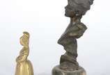 EMMANUEL VILLANIS (1858/1914), Galatée - Duas peças de bronze, sendo: busto feminino, assinado, base de mármore; e, sino na forma de camponesa.