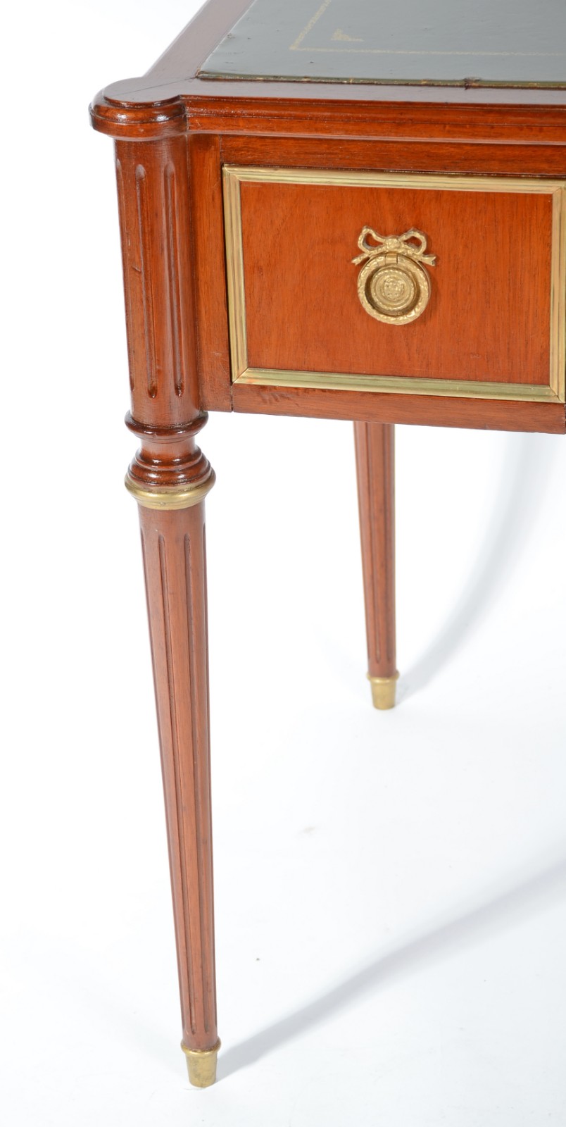 Mesa para escritório de madeira nobre, estilo inglês, três gavetas e... - foto 6 de 9