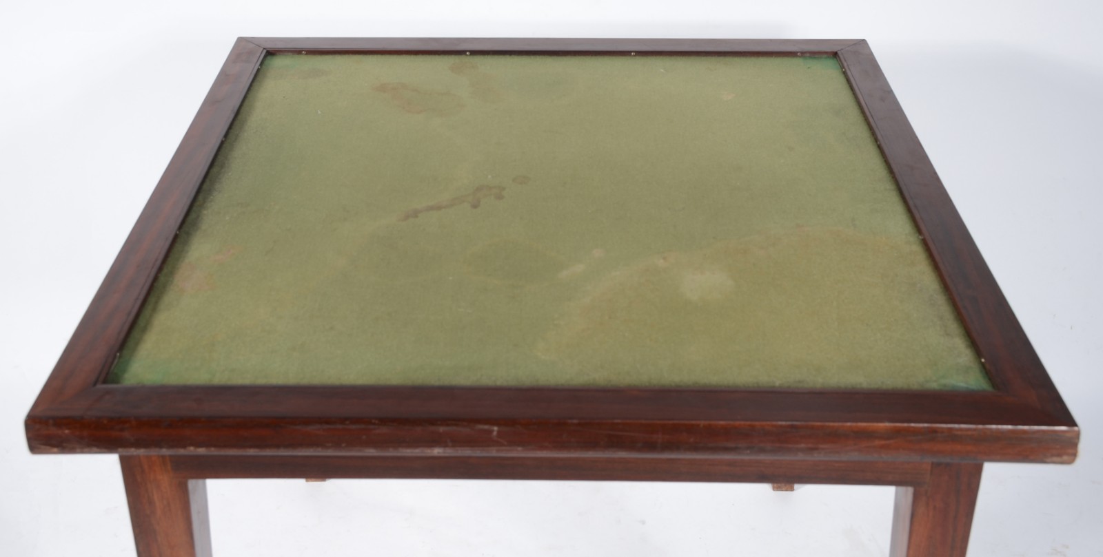 Mesa para jogo de madeira nobre, pés retos, tampo reversível... - foto 4 de 5