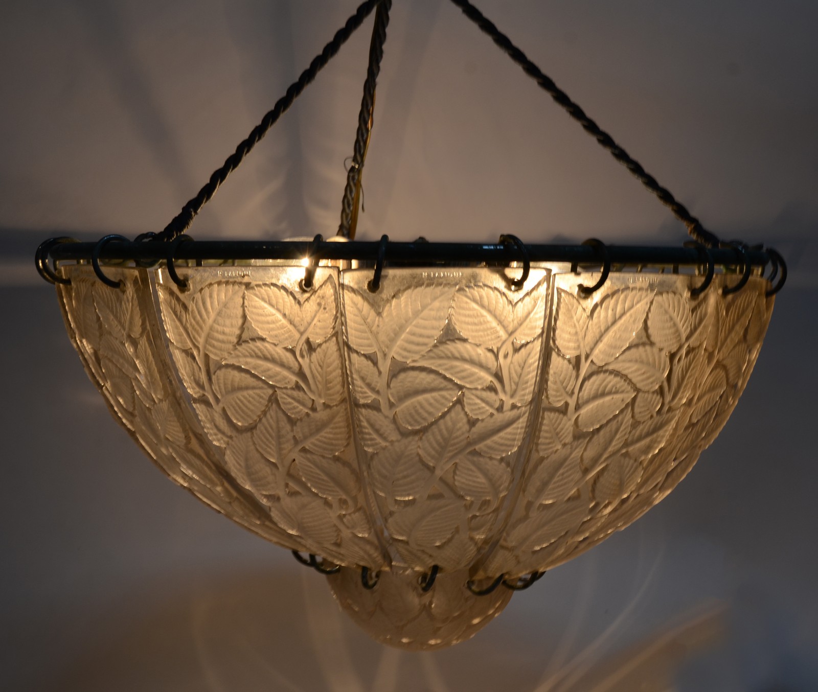 René Lalique (1860-1945), "Feuilles de Charme" - foto 4 de 8