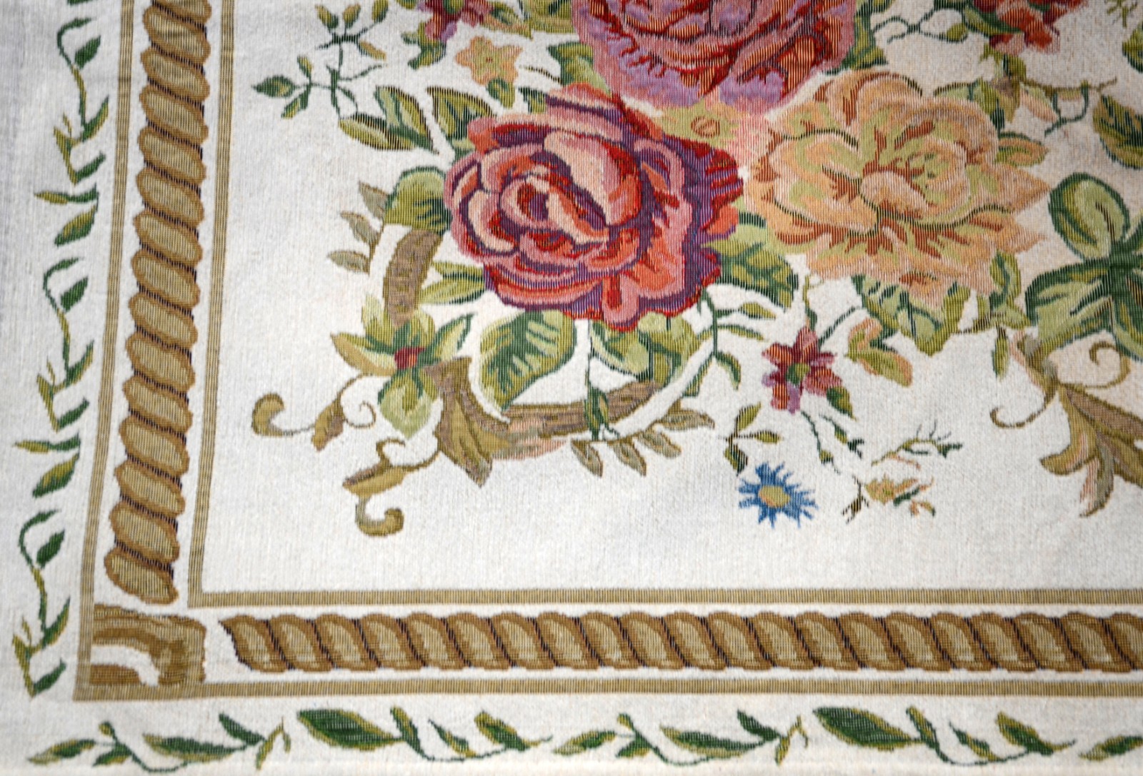 Tapeçaria indiana decoração floral - foto 3 de 4