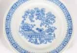 Quatro medalhões diversos de porcelana europeia... - Quatro medalhões diversos de porcelana europeia, das marcas KPM, Capo di Monte, JLmenau, e um alemão.
