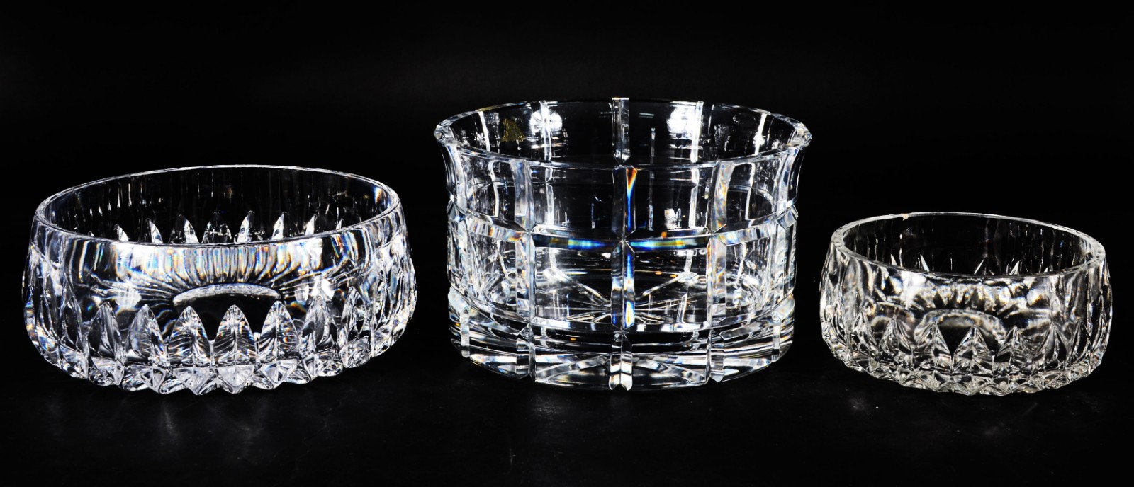 Três bowls de cristal europeu lapidado. - foto 2 de 6