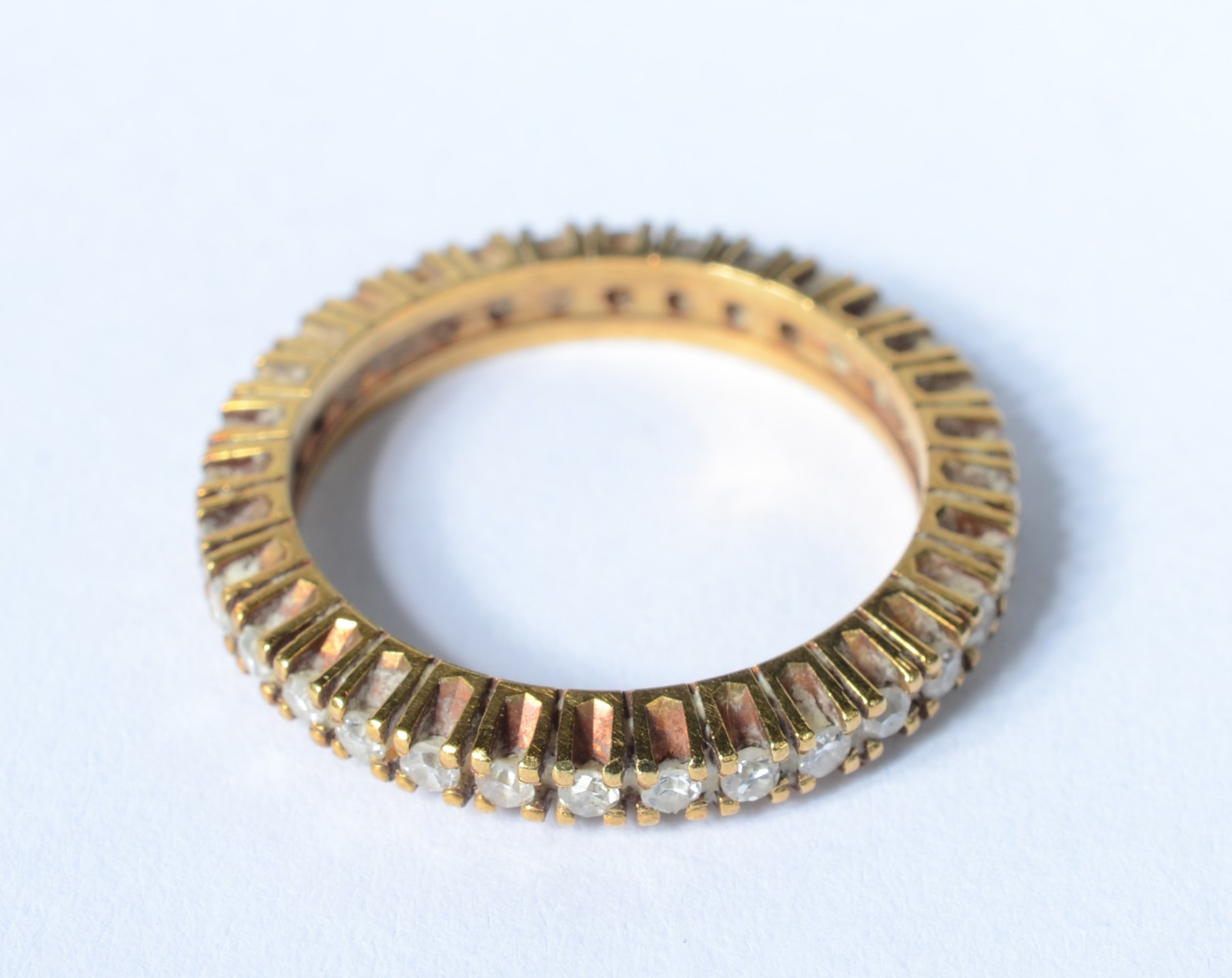 Aliança completa de ouro 18 k., com brilhantes. Aro 14. (Por motivos... - foto 3 de 5