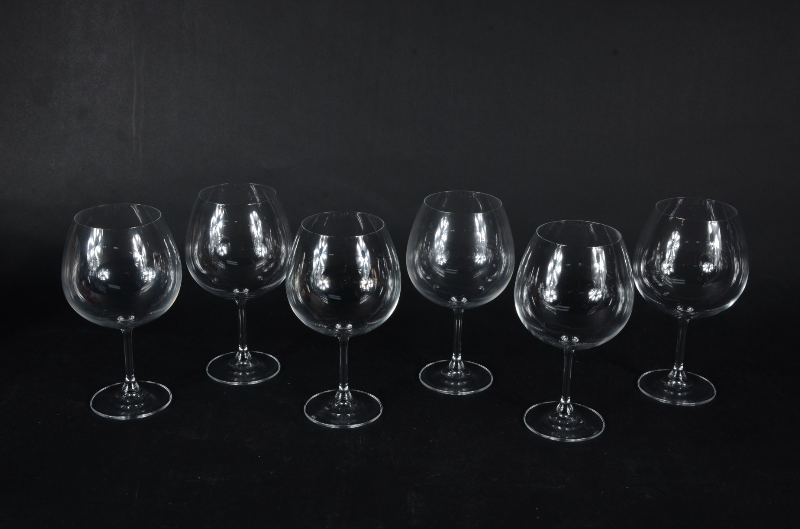 Seis taças de cristal para vinho tinto, 690 ml. - foto 4 de 7