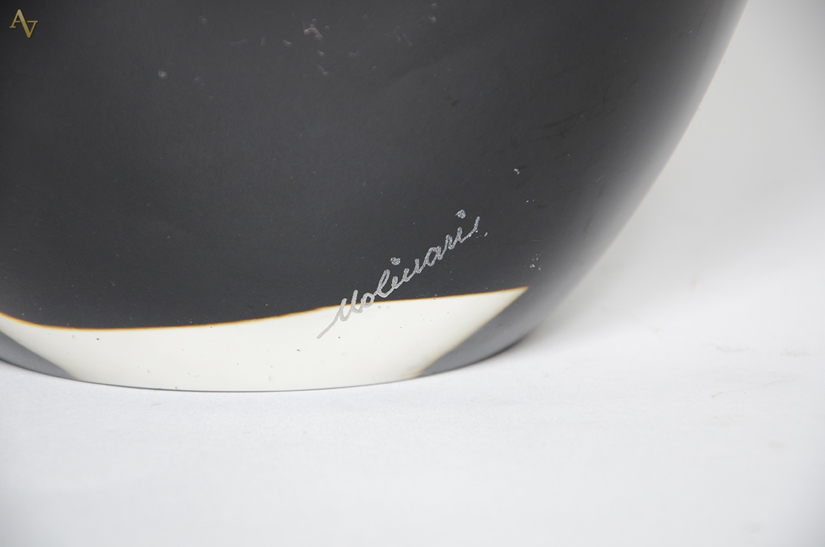 Vaso de murano MOLINARI na cor negra com mesclas coloridas, assinado... - foto 3 de 3