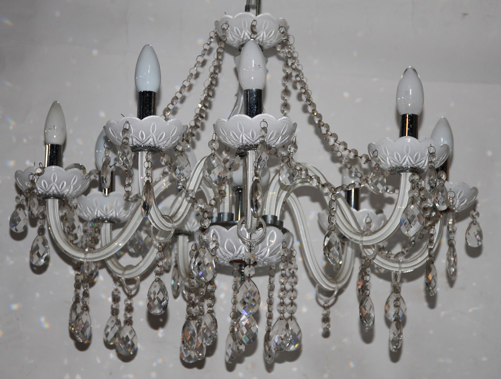 Lustre de overlay para 8 luzes com pingentes de cristal lapidado. - foto 1 de 3