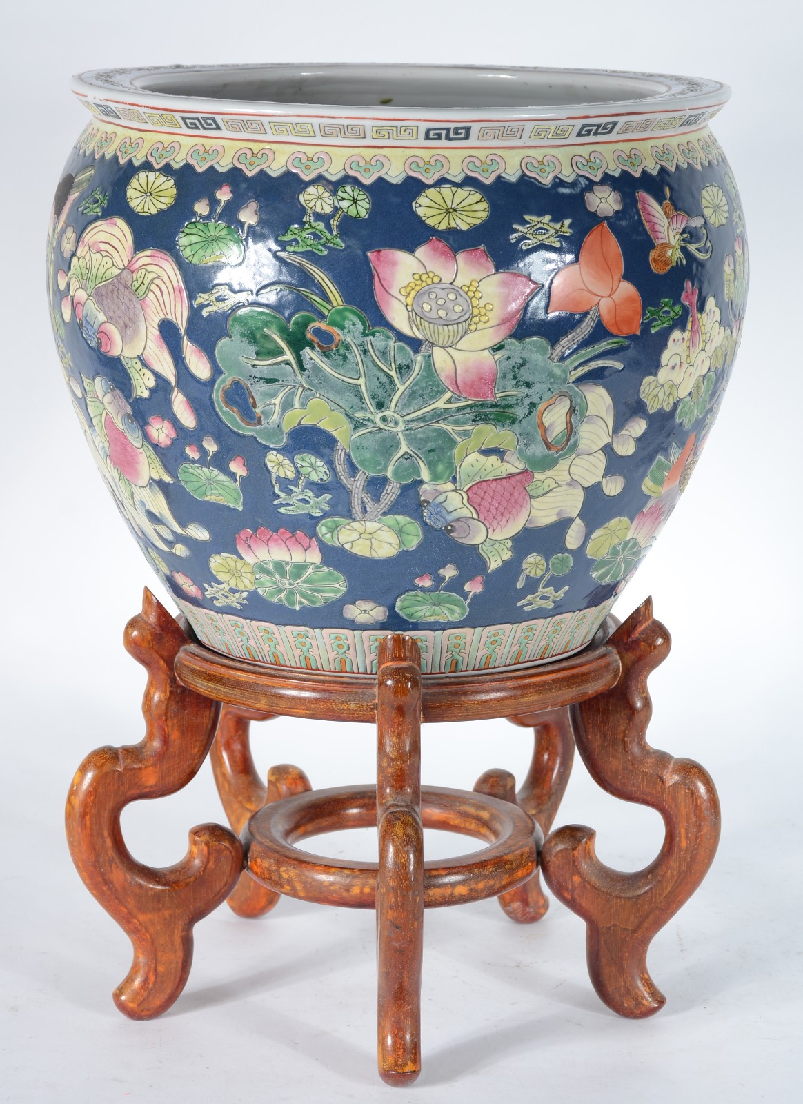 Aquário de porcelana chinesa decorado com animais estilizados e... - foto 2 de 4
