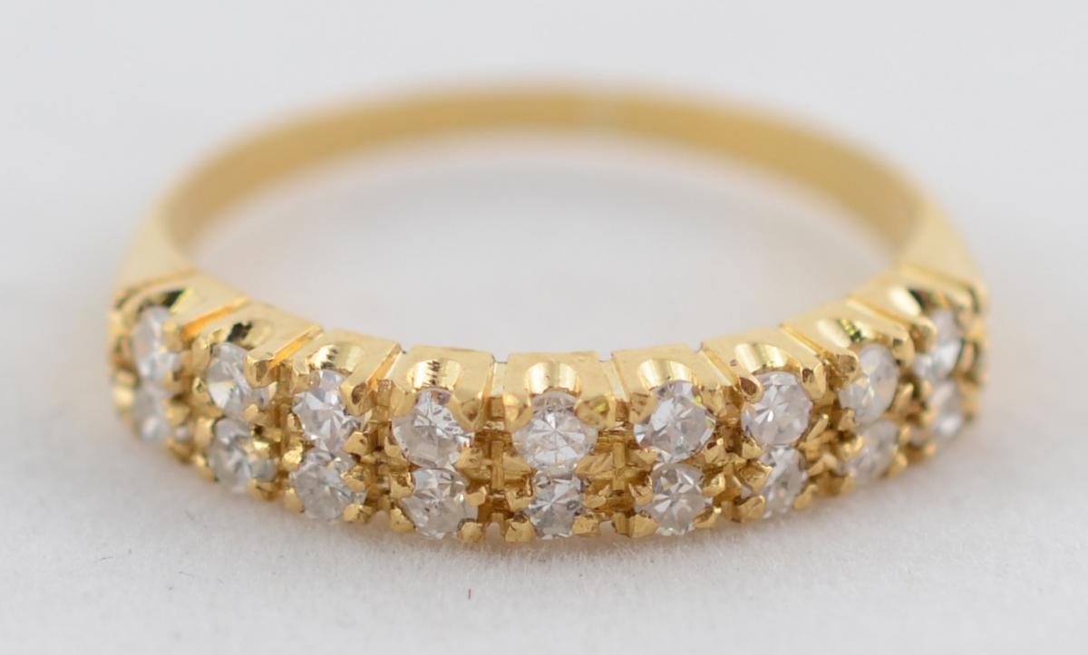 Anel de ouro amarelo 18 k com 20 brilhantes. Peso total 2,5 g - Aro... - foto 2 de 2