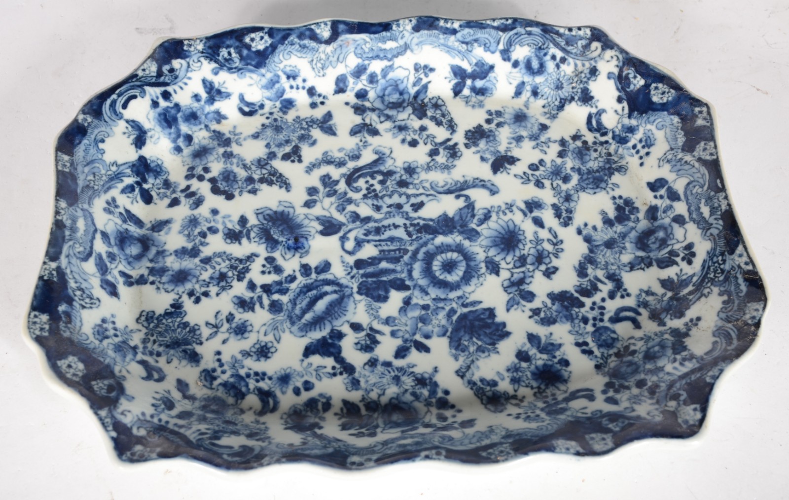 Terrina com presentoir de porcelana oriental decorada com guirlandas... - foto 3 de 6
