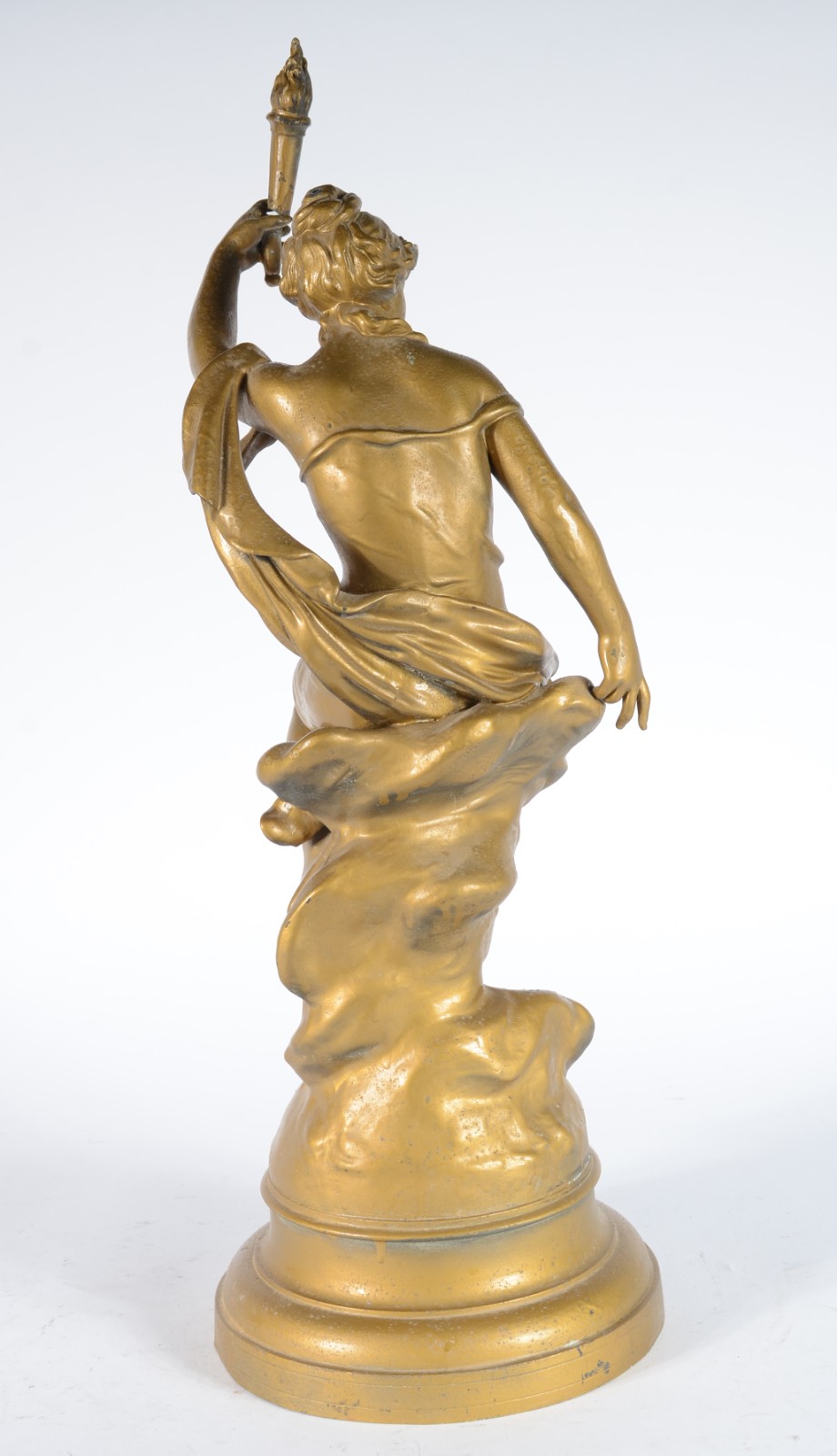 Escultura de petit bronze patinado de dourado representando figura... - foto 5 de 12