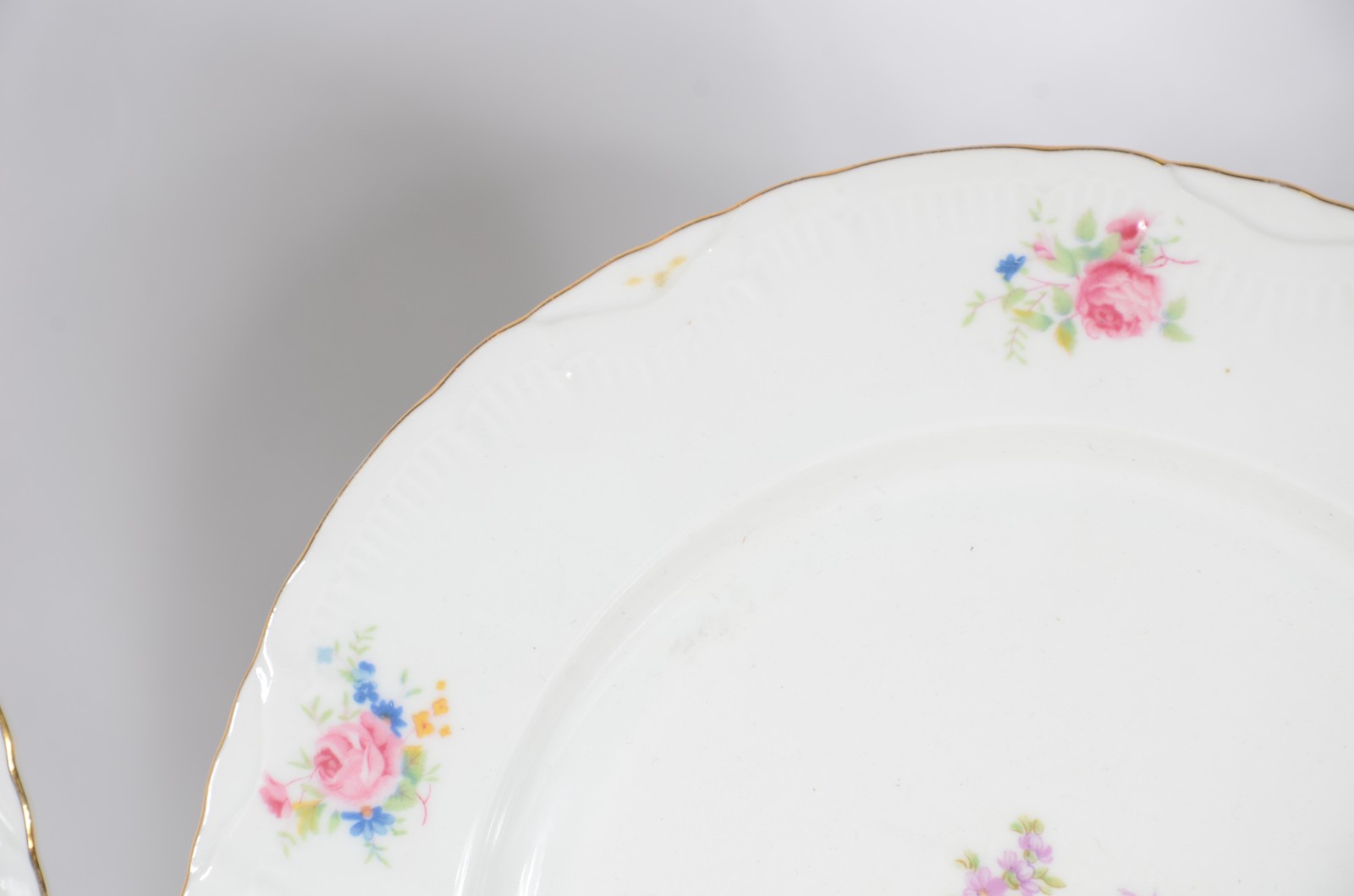 Conjunto de jantar de porcelana tcheca Thun, decoração floral... - foto 7 de 8