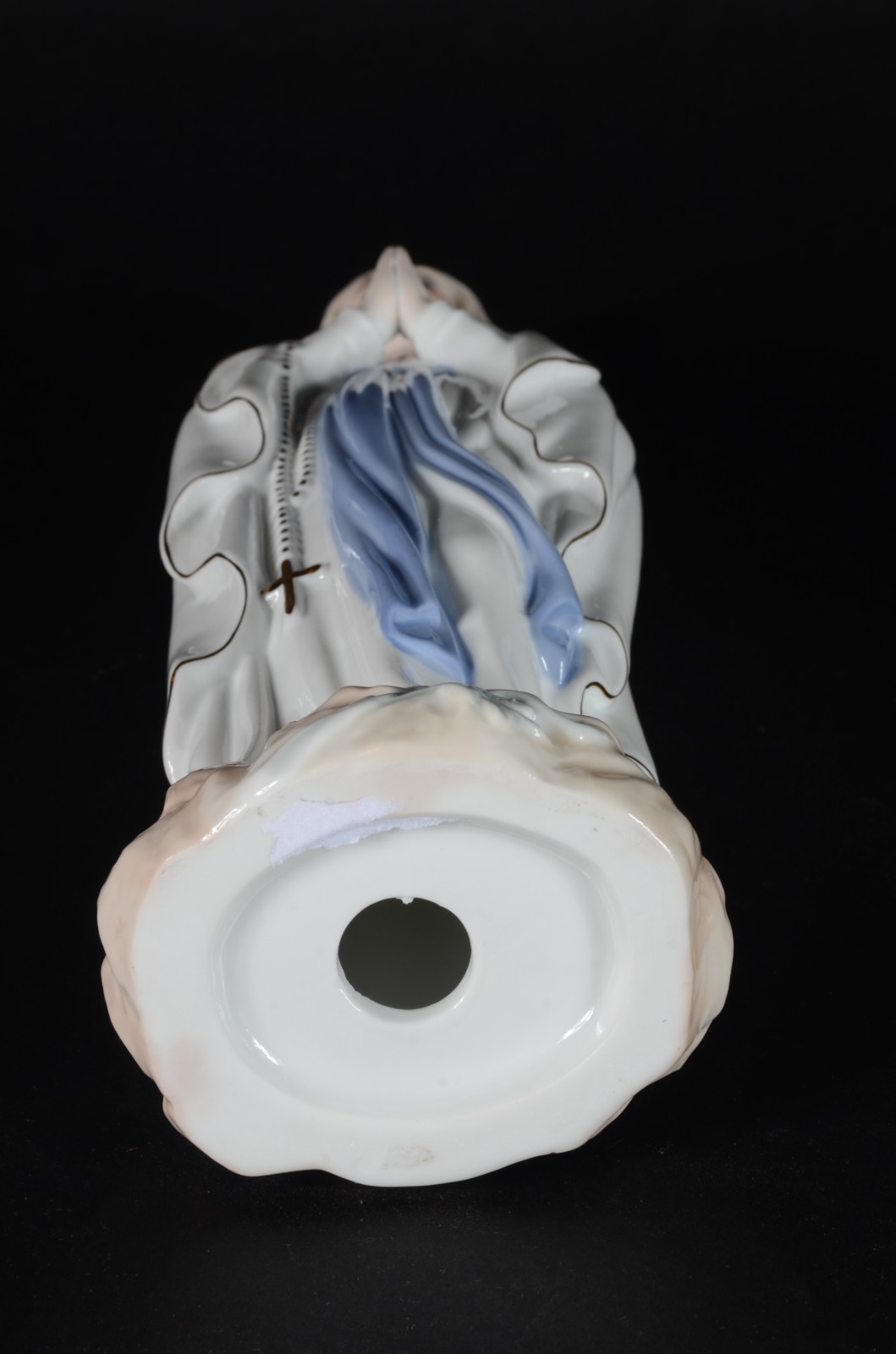 Estatueta de porcelana policromada representando Nossa Senhora do... - foto 7 de 7