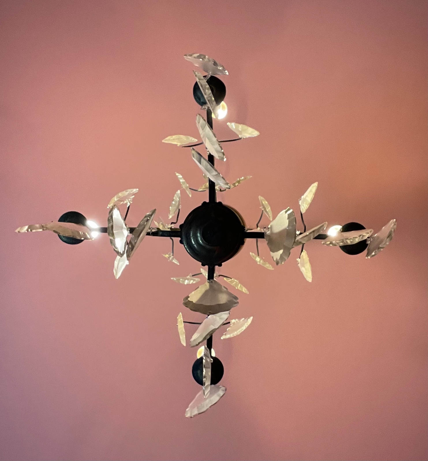 Lustre de metal para 4 luzes com placas de cristal lapidado... - foto 6 de 6