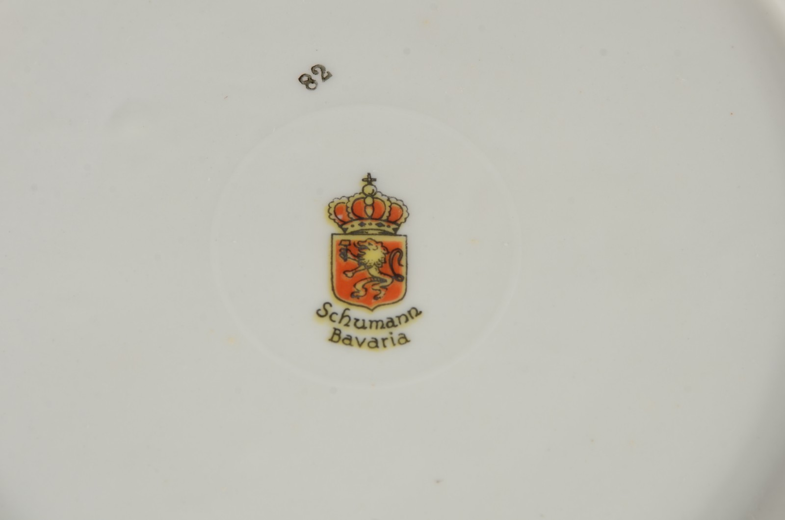 Conjunto com 1 prato grande e 5 pratos para bolo de porcelana... - foto 8 de 9