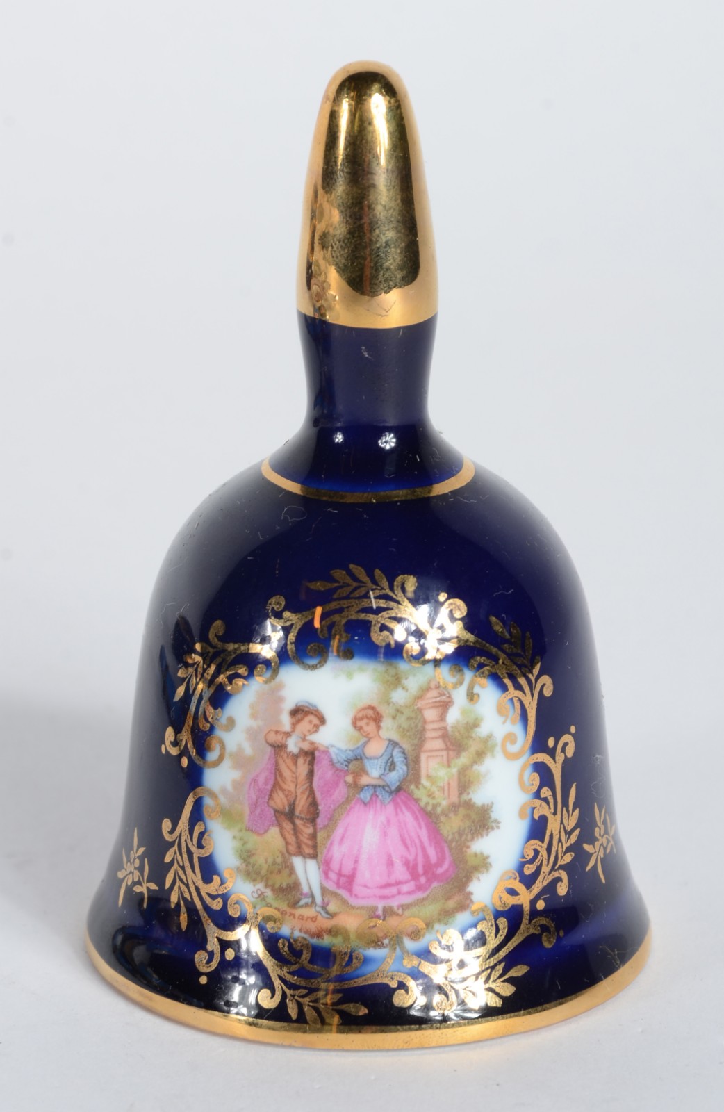 Lote com 10 pequenas peças de porcelana francesa. - foto 3 de 11