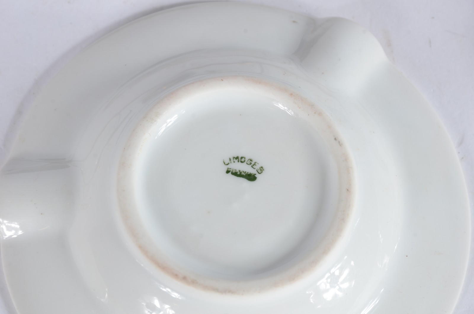 Lote com 10 pequenas peças de porcelana francesa. - foto 7 de 11