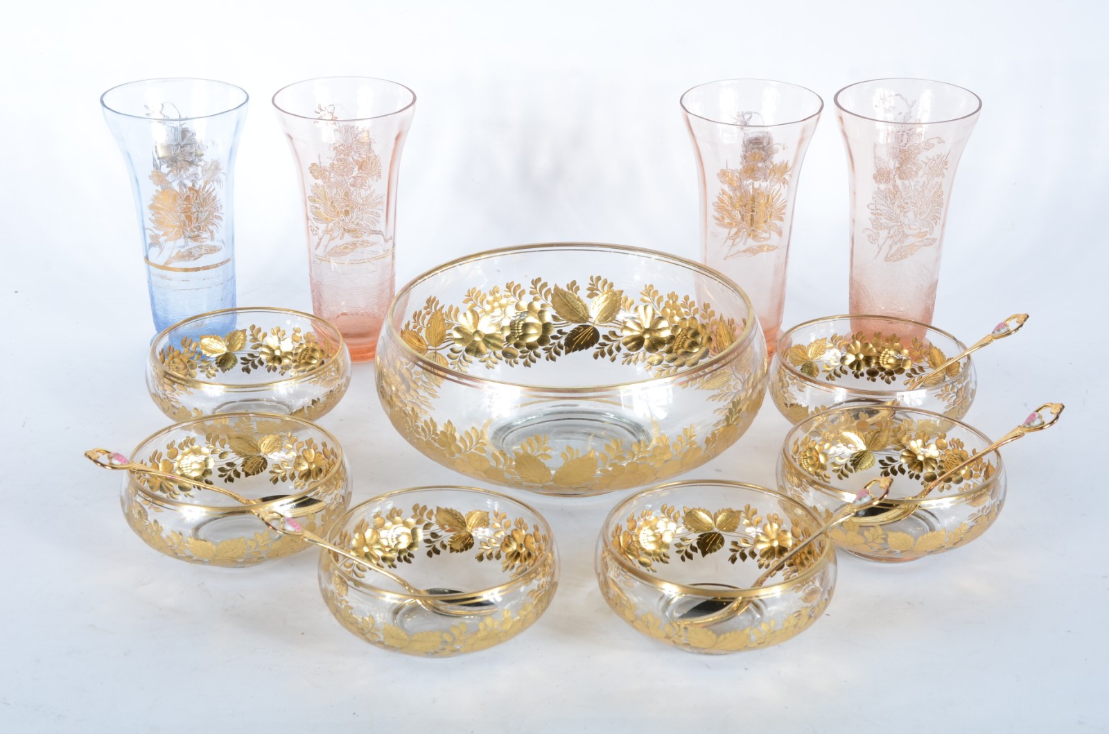 Conjunto para sobremesa de cristal com flores douradas sendo bowl e 6... - foto 1 de 5