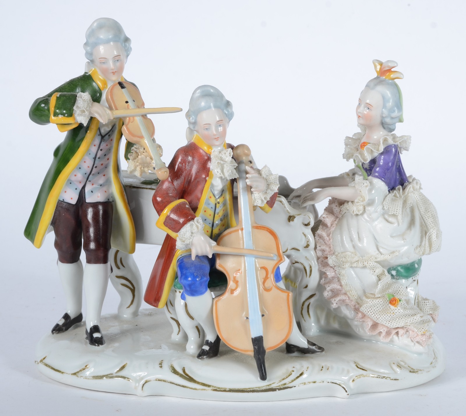 Grupo escultórico de porcelana europeia policromada representando " O... - foto 1 de 6