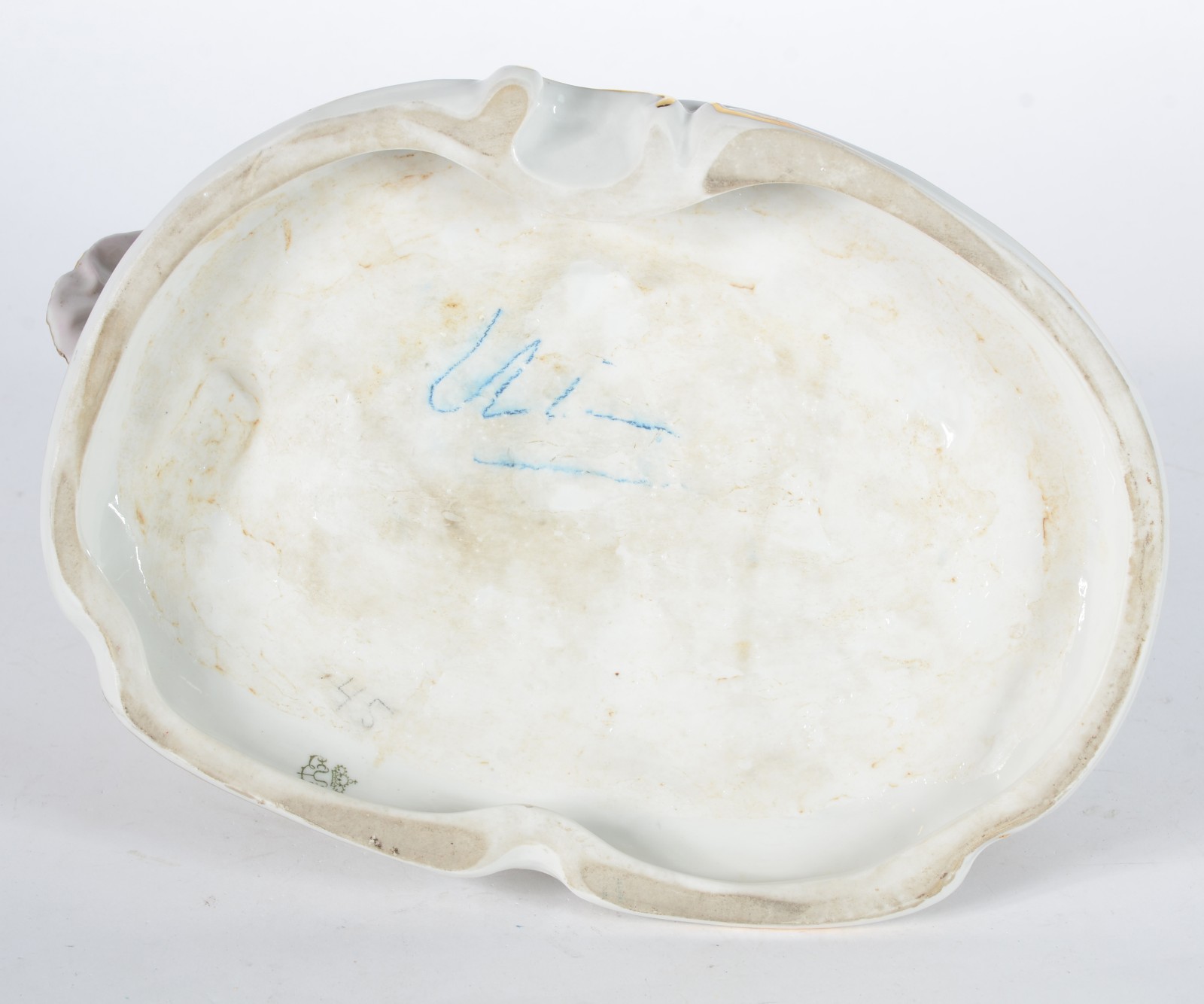 Grupo escultórico de porcelana europeia policromada representando... - foto 6 de 6
